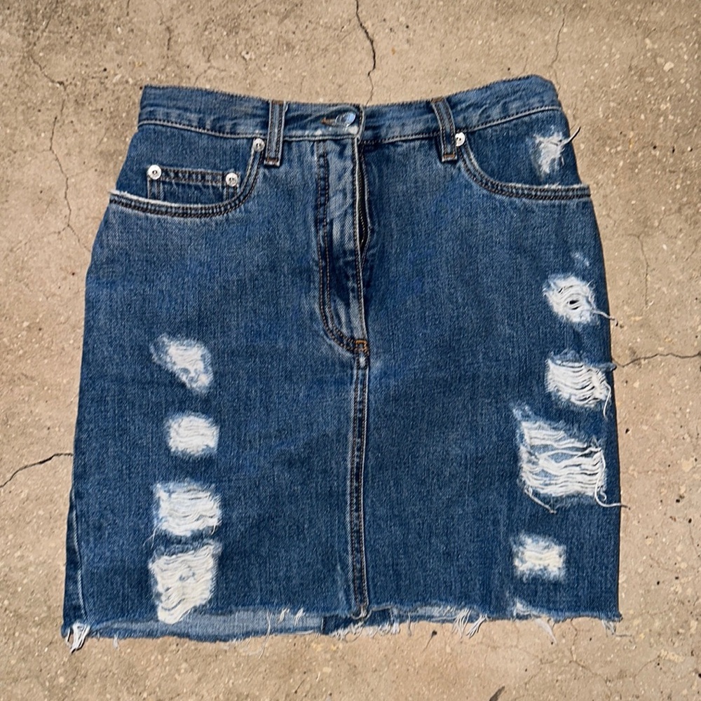 Moschino Jean skirt never worn